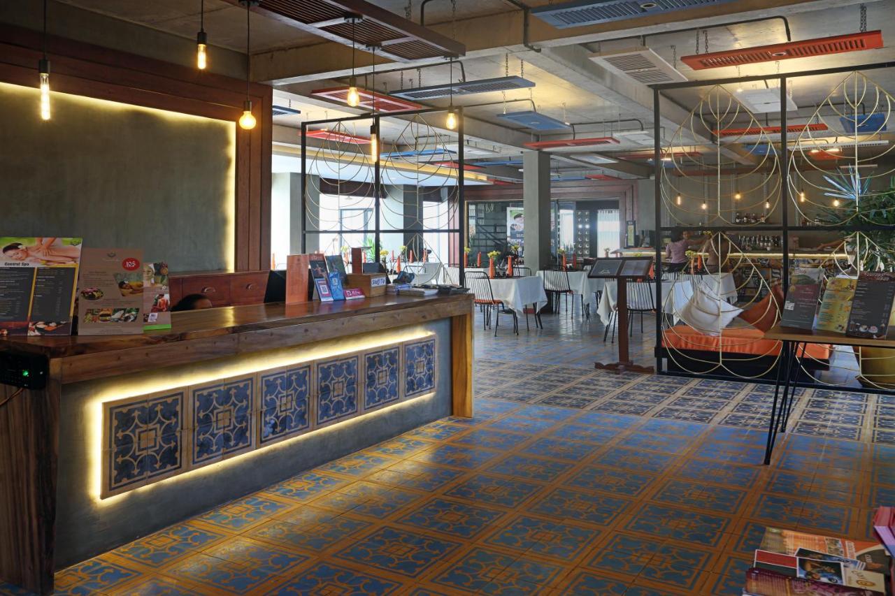 Central Corner Suite Siem Reap Exterior foto